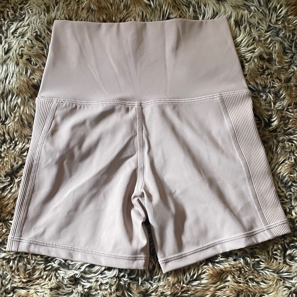 High-Waisted Bike Shorts in Dusty Purple